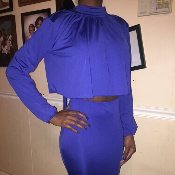 Blue Skirt Set - Picture 2 of 3