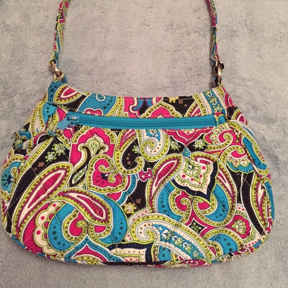 Vera Bradley Handbags - Vera Bradley small purse