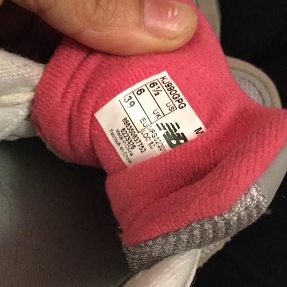 New Balance 990 - Picture 2 of 4