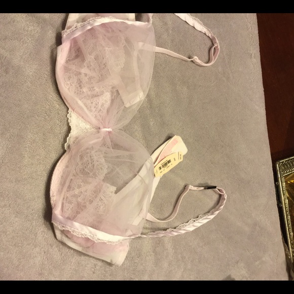 Lace tulle! Vs NWT