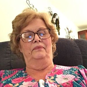 Meet your Posher, Jeanne