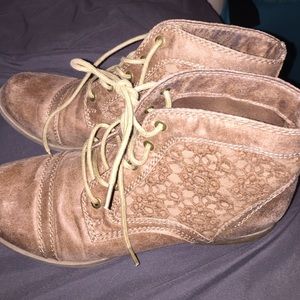 Brown lace up Ankle Boots
