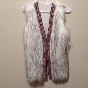 Fur vest