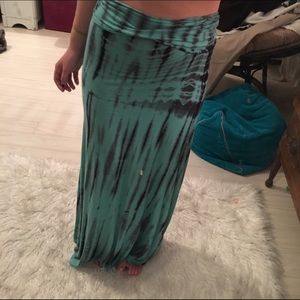 tie dye maxi skirt