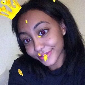 Meet your Posher, Sariah
