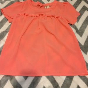 coral blouse