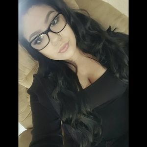 Meet your Posher, Odalis