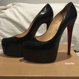 Christian Louboutin Daffodile 160mm pumps black