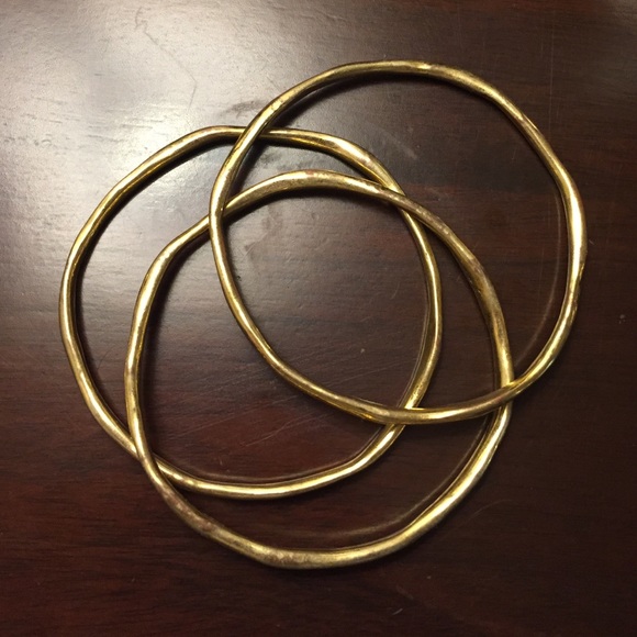 Gold bangle bracelets