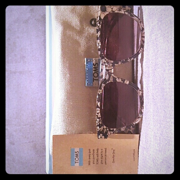 Abstract floral print Toms sunglasses