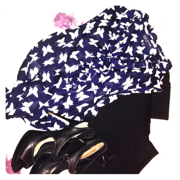 Jones New York Navy Blouse with Butterfly Pattern