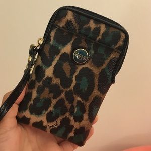NEW COACH card/smartphone wallet. Leopard print