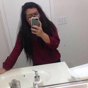 Meet your Posher, Kaitlynn