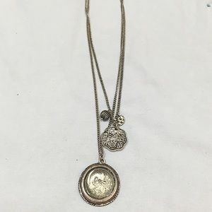 ⭐️Nine West Necklace