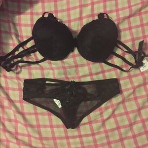 K.LA Black lace push up bra and panty set