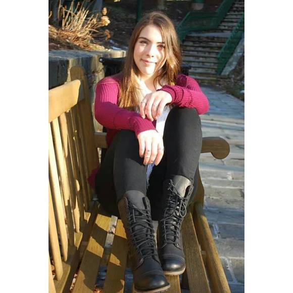 Meet your Posher, Diana - Picture 1 of 1