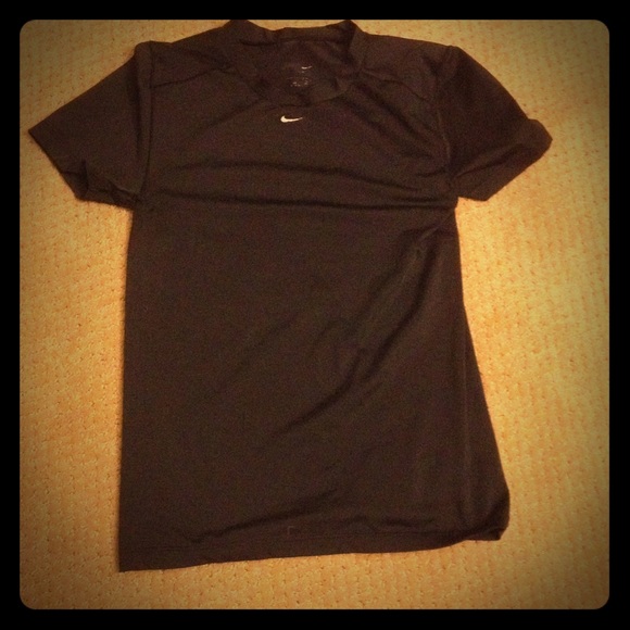 Nike dri-fit tshirt