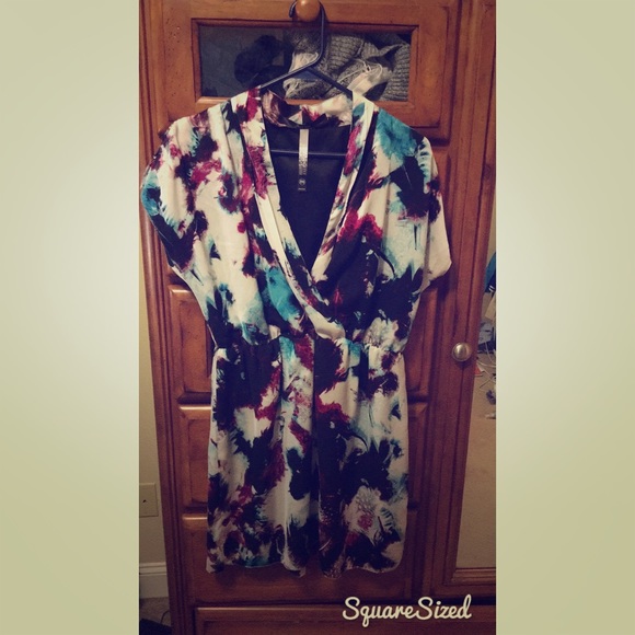 Kensie by Macy's beautiful dress!! M