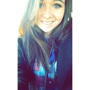 Meet your Posher, Kaitlyn