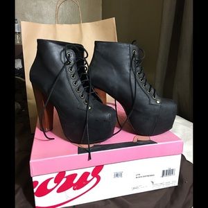 Jeffrey Campbell Litas