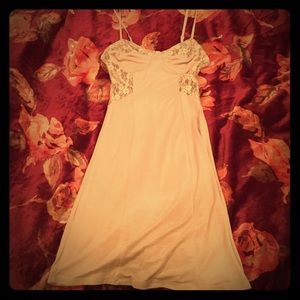 Nude slip by silence + noise