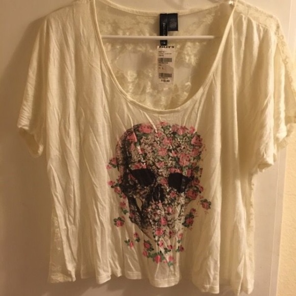 Floral Skull Lace Back Cream Crop Size L