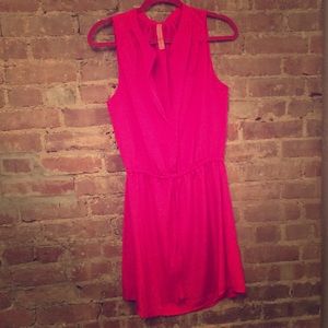 Super fun Eight Sixty pink dress!