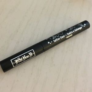 Kat Von D Tattoo Eyeliner in Trooper (Black)