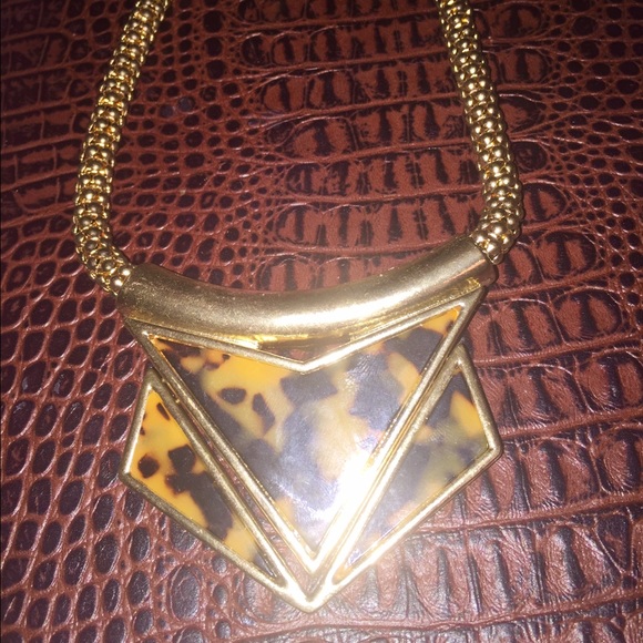 Neckalce
