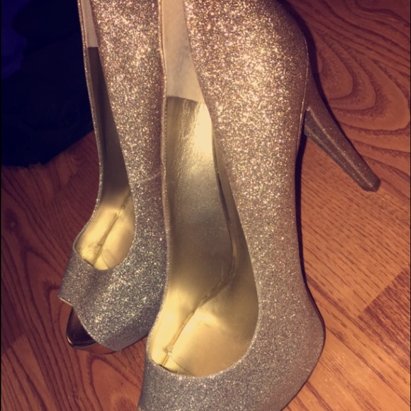 Ombré gold into silver high heels, worn twice 😊