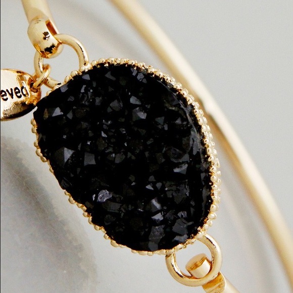 Black faux Druzy bracelet - Picture 2 of 6
