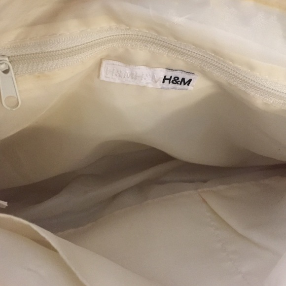 H&M WHITE CROSS SHOULDER BAG - Picture 2 of 4