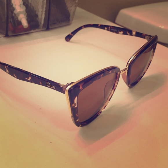 Quay 'my girl' sunglasses