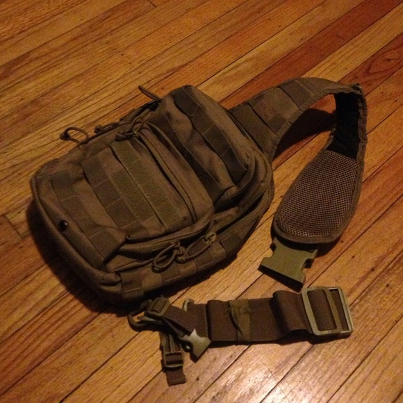 Backpack - Picture 4 of 4