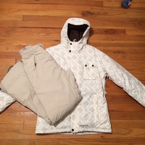 pulse snow jacket