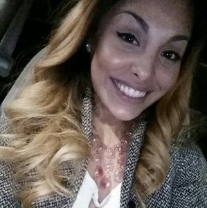 Meet your Posher, Lisa