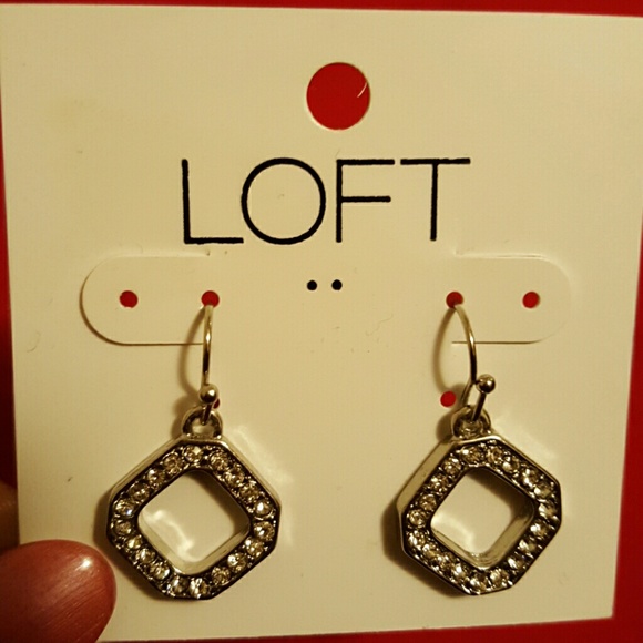 Loft Earrings brand new