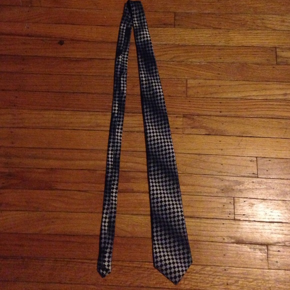 Calvin Klein tie - Picture 1 of 3