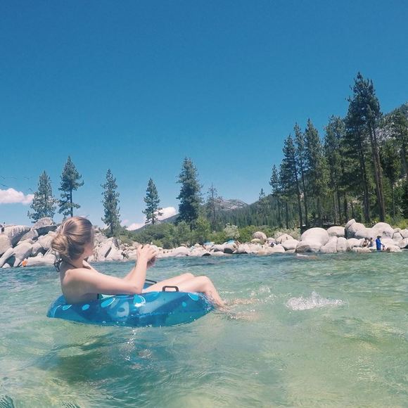 Meet your Posher, Lily