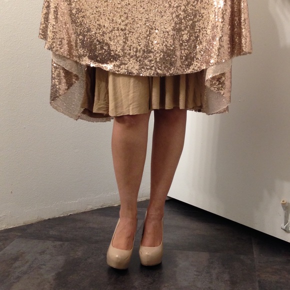 Rose Gold Sequin Skirt - Picture 6 of 6
