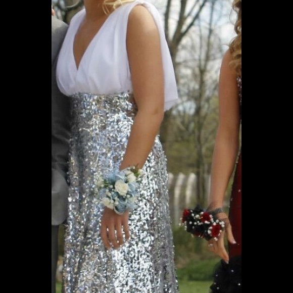 Pageant/Prom gown - Picture 2 of 3
