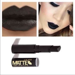 ✨SOLD☀️3 Matte Lipsticks LA Girl