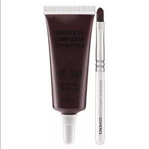 Obsessive Compulsive Cosmetic Lip Tar Black Dahlia