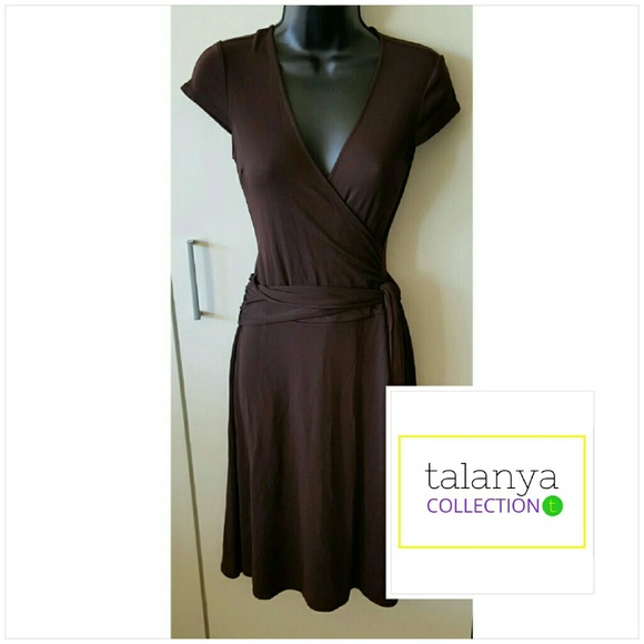 BCBGMaxAzria Dresses & Skirts - BCBG faux Wrap dress
