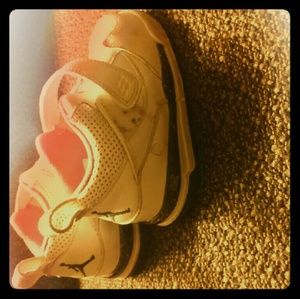 Toddler air Jordan shoes