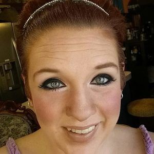 Meet your Posher, Jaclyn