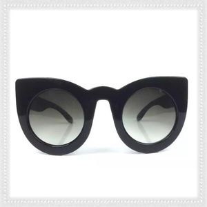 STYLISH CAT EYE/ WOLVES EYE GLASSES