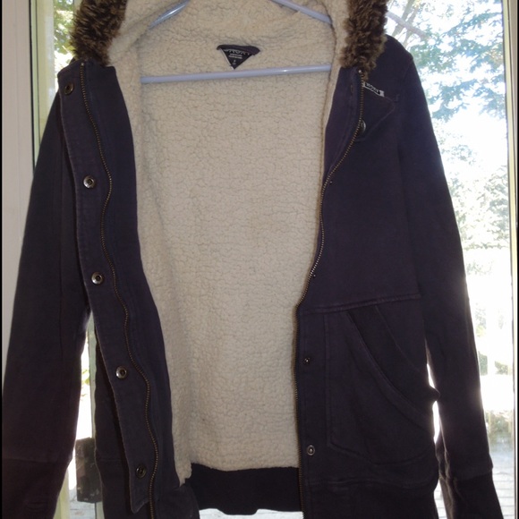 Roxy Jacket - Picture 2 of 8