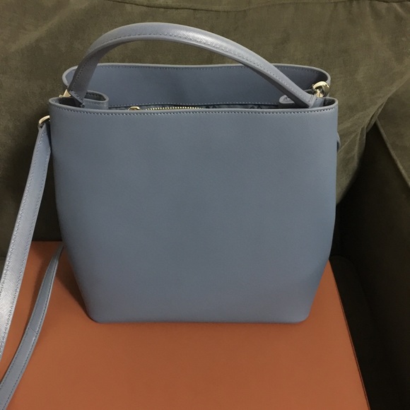 Tory Burch Robinson Bucket Tote in Comet Blue - Picture 2 of 4