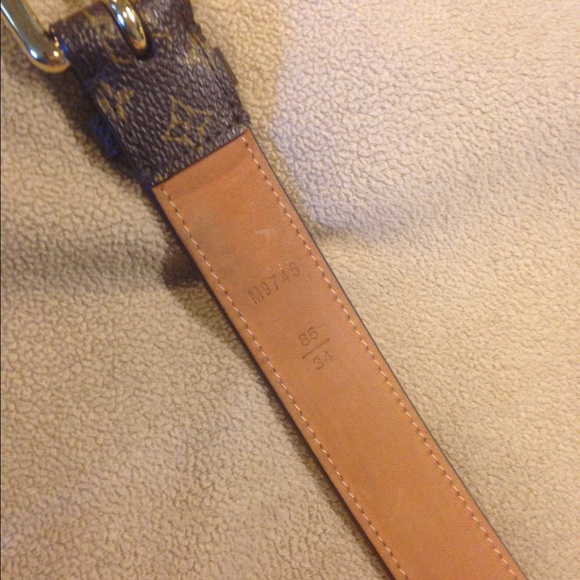SOLD!!! Authentic Louis Vuitton belt size 34 - Picture 2 of 4
